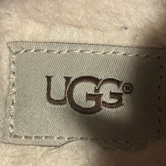 UGG boots - Picture 4 of 4